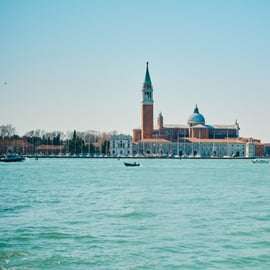 Panoramiczny rejs na Murano i Burano z hutą szkła