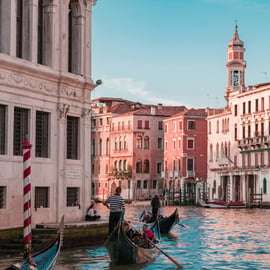 Prywatna gondola w Wenecji po Dorsoduro