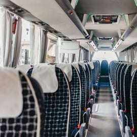 Autobus z lotniska Marco Polo do Wenecji na Piazzale Roma