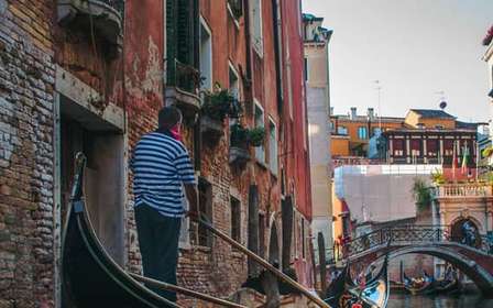 Prywatna gondola z szampanem w Wenecji, start z Danieli