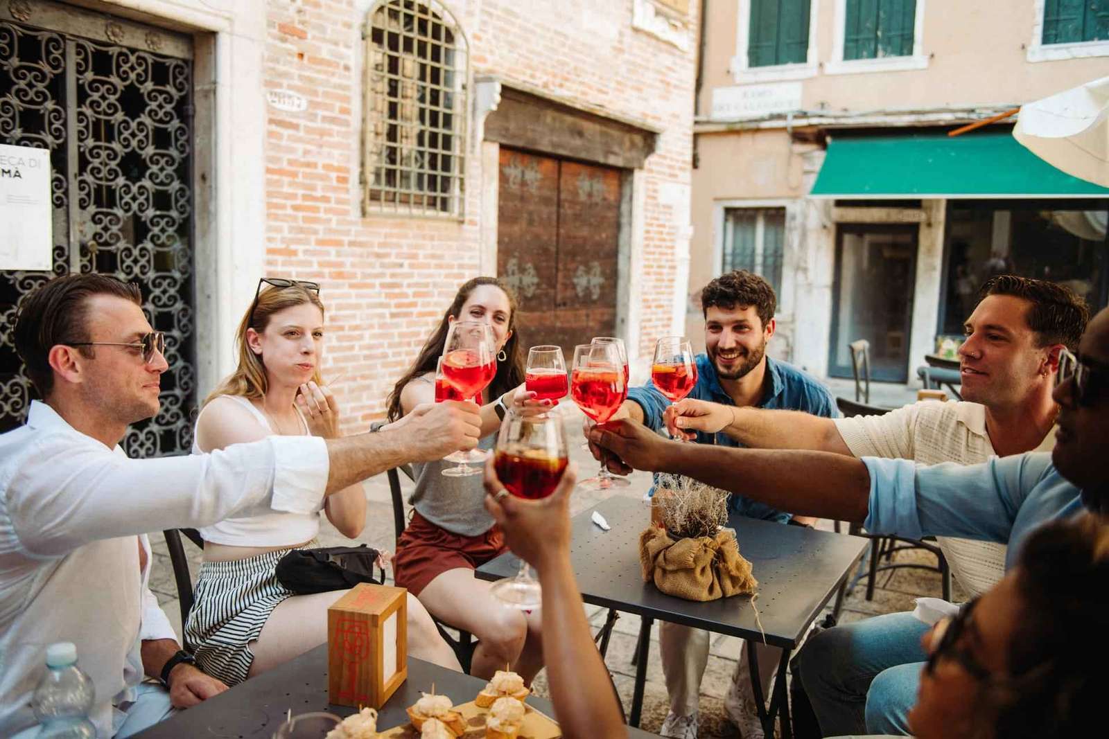 Wenecja: Autentyczna wycieczka kulinarna Cicchetti z jedzeniem i winem