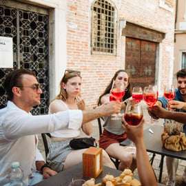 Wenecja: Autentyczna wycieczka kulinarna Cicchetti z jedzeniem i winem
