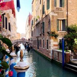 Wenecja: Prywatna 30-minutowa przejażdżka gondolą po Canal Grande