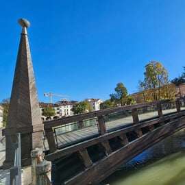Treviso: wycieczka piesza z przewodnikiem z wybornym winem, cicchetto i kawą powitalną