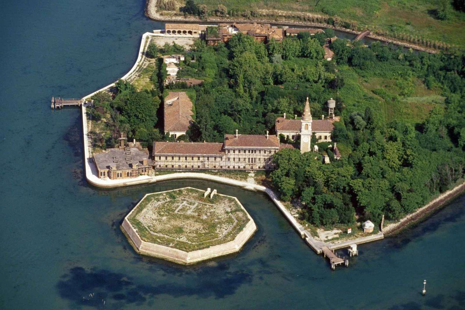 Wycieczka na wyspę Poveglia prywatną łodzią
