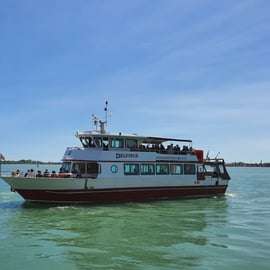 Panoramiczny rejs na Murano i Burano z hutą szkła